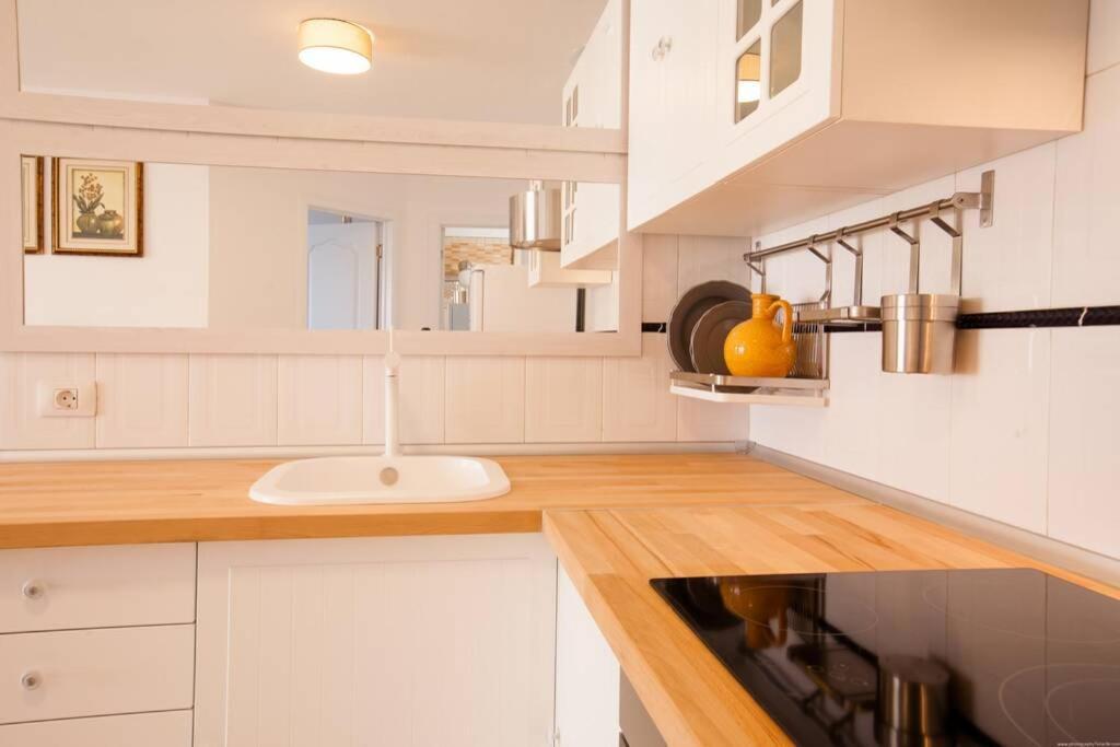 Apartment Laura Playa La Arena Пуэрто-де-Сантьяго Экстерьер фото